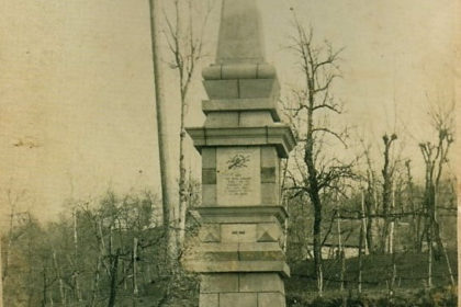 Monumento.Carve